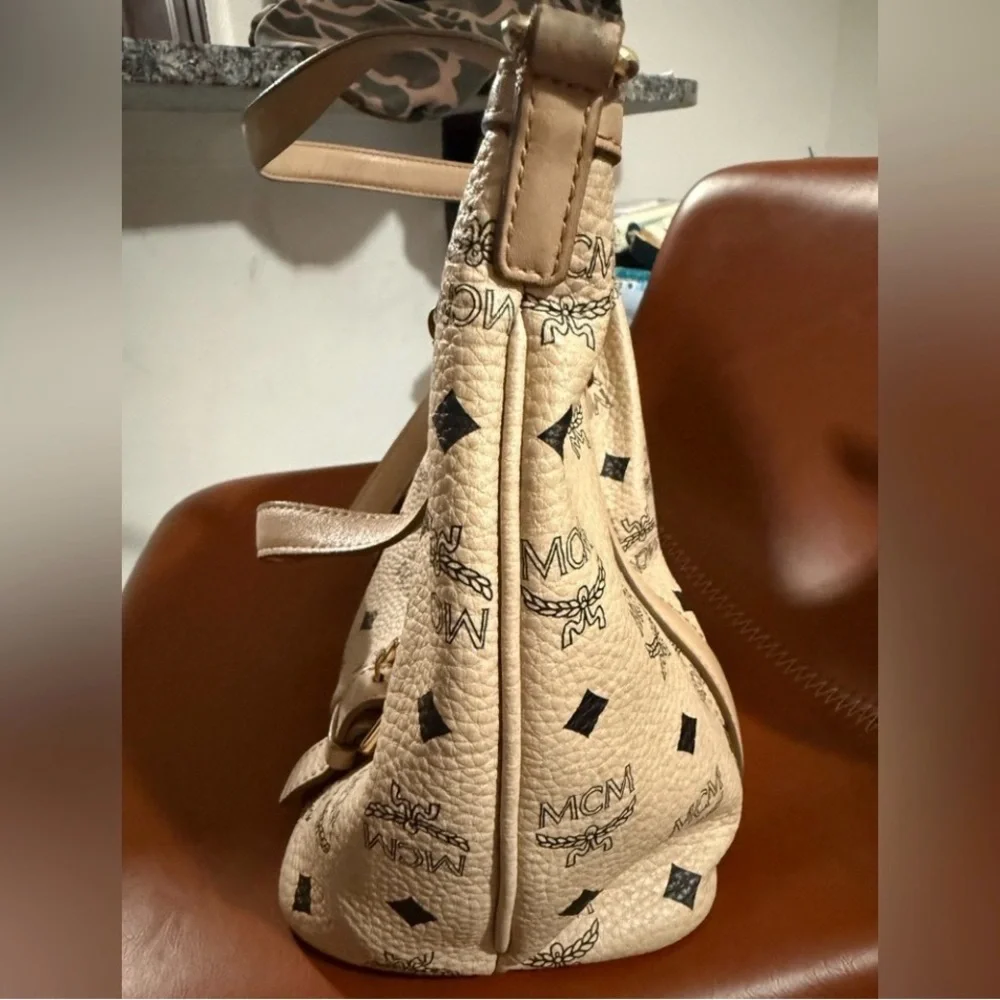 👜 Authentic MCM Visetos Crossbody/Shoulder Bag – Cognac Beige 👜